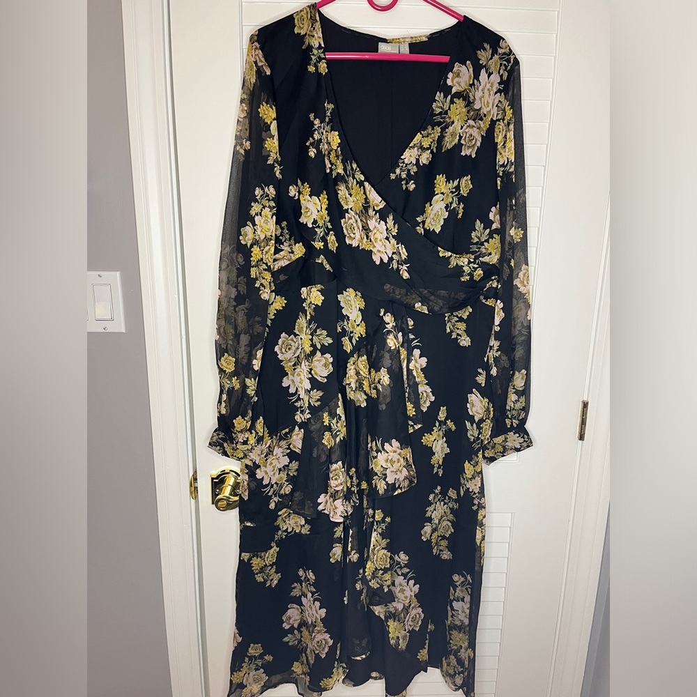 Floral Button Sleeve Gown